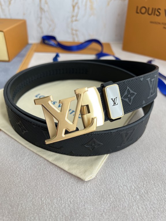 Name LV... Louis ... Wieden-Belt automatic-buckle-beltModel automatic buckle, pure steel material automatic buckle, head layer cowhide automatic belt body, physical shootingMaterial   100% head layer cowhide, guarantee l