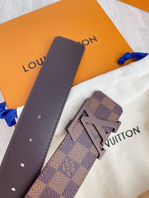 With a full set of packing gift box  LV-Louis Vitton new, original single purchase level, 4.0cm Imported customized original fabric with head layer calfskin bottom, pure steel classic LV letters buckle head, easy to use,