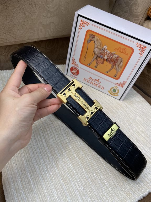 Name Hermès C  original singleMaterial the original single cowhide belt Percentage of the first layer of cowhide belt  guarantee leather, 24K pure steel buckle, counter original single quality, fine workmanship, fashiona