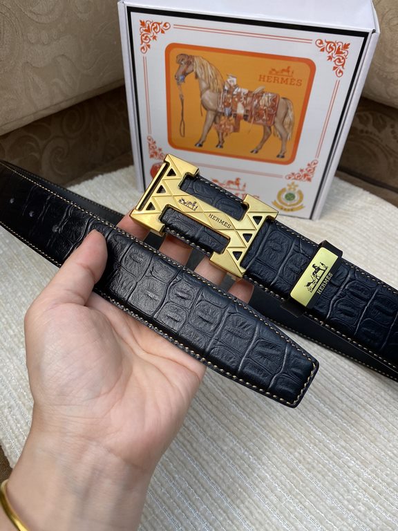 Name Hermès C  original singleMaterial the original single cowhide belt Percentage of the first layer of cowhide belt  guarantee leather, 24K pure steel buckle, counter original single quality, fine workmanship, fashiona