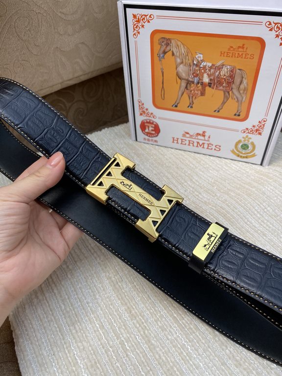 Name Hermès C  original singleMaterial the original single cowhide belt Percentage of the first layer of cowhide belt  guarantee leather, 24K pure steel buckle, counter original single quality, fine workmanship, fashiona