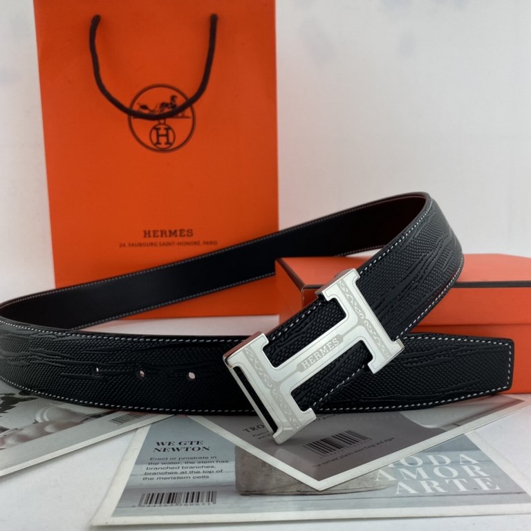 Comes with a full set of packing gift box  Hermes Hermes Men's Double Sided Leather Belt 38mm Imported patterned leather pressed on both sides. Can be used on both sides Counter alignment With new inner buckle.