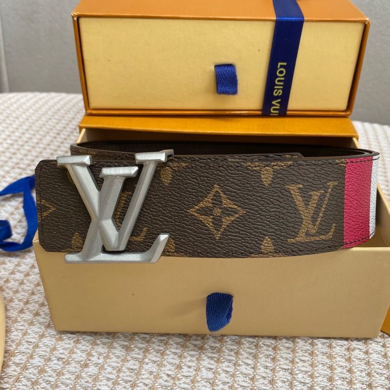 Comes with a full set of gift box  Width 40mm                Lv pyrmide Truck L OEiI Reversible Belt With the brand's classic elements accentuated by the eye-catching numerical print original fabrics, lined with calfskin