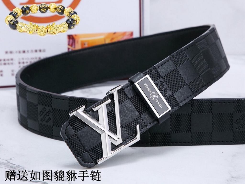 Belt LV... Louis ... Wieden   original  Belt  100% first layer cowhide, guarantee leather. 24k pure steel buckle   double-sided available  counter the same quality, send a person for personal use preferred   Packaging pl