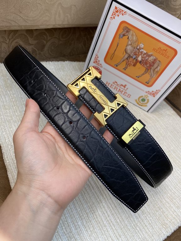 Name Hermès C  original singleMaterial the original single cowhide belt Percentage of the first layer of cowhide belt  guarantee leather, 24K pure steel buckle, counter original single quality, fine workmanship, fashiona