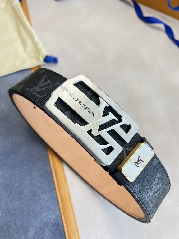 Name LV... LOUIS ... Weideng   belt-belt-original singleModel hanging buckle, classic pure steel buckle, head layer cowhide, pictures taken in kindMaterial   head layer cowhide, hanging buckle series, pure steel material