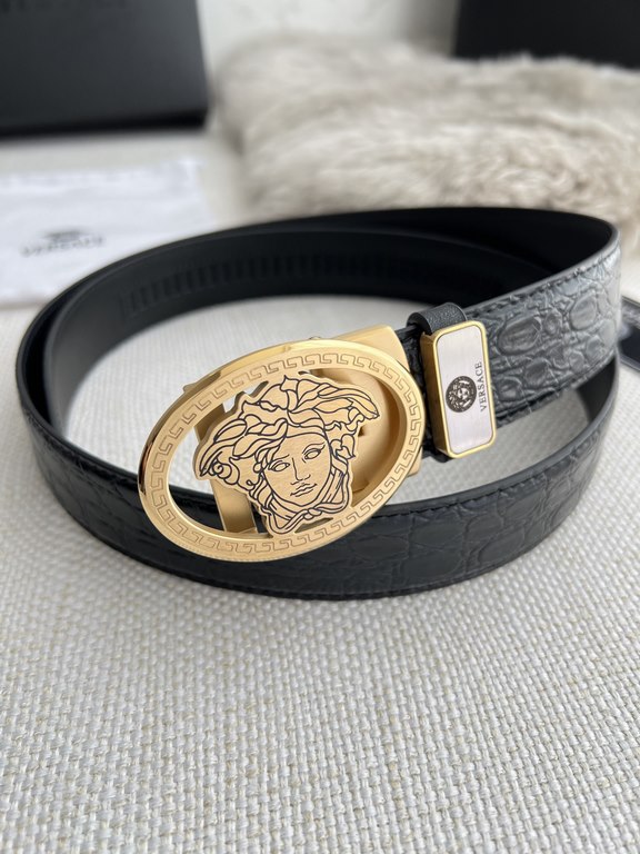 Name Versace.VERSACE.  belt - belt - automatic beltModel automatic belt body, pure steel material classic human head automatic buckle, pictures taken in kindBelt   100% head layer cowhide, automatic belt body, guaranteed