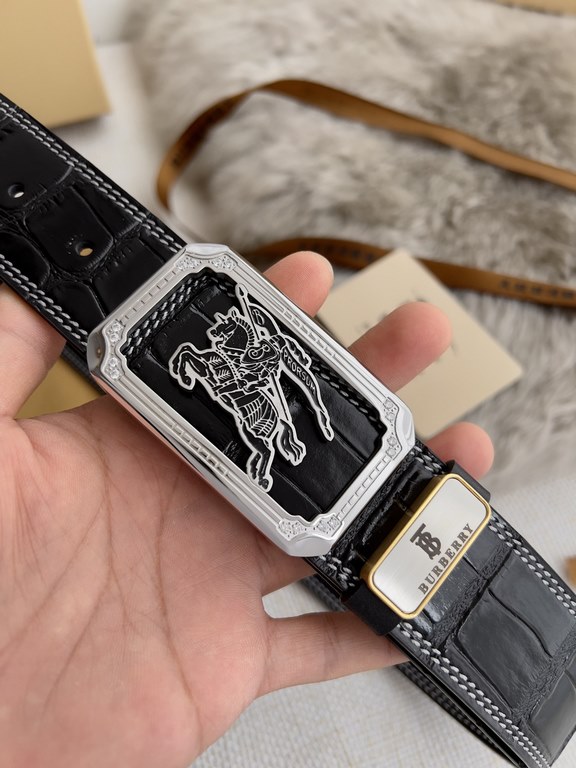 Name Burberry   belt - belt - original singleModel hanging buckle, classic pure steel material with diamonds hanging buckle, physical photography, head layer cowhideMaterial  100% head layer cowhide, guaranteed genuine l