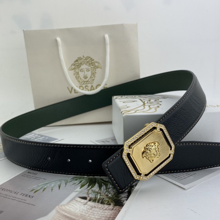 Comes in a fully wrapped gift box  Versace. Men's Flower Leather Belt 38mm Both sides imported flower leather leather pressed. Can be used on both sides Counter alignment With new models  .