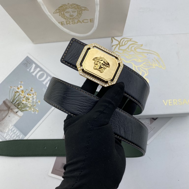 Comes in a fully wrapped gift box  Versace. Men's Flower Leather Belt 38mm Both sides imported flower leather leather pressed. Can be used on both sides Counter alignment With new models  .