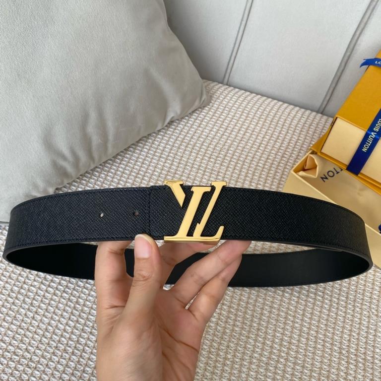 Width 40mm Original quality L0UIS VUITT0N 40mm width Customized imported EP fabric, imported calfskin lining. Matching with double-layered steel buckle! Simple atmospheric multi-color available!