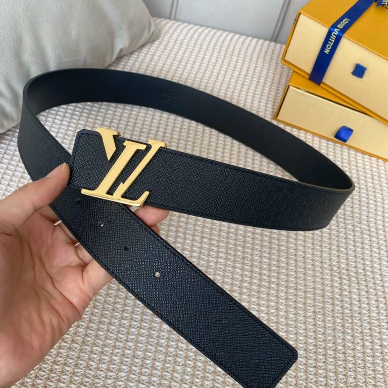 Width 40mm Original quality L0UIS VUITT0N 40mm width Customized imported EP fabric, imported calfskin lining. Matching with double-layered steel buckle! Simple atmospheric multi-color available!