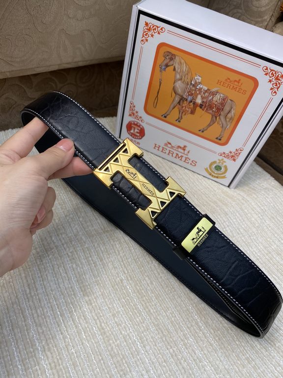 Name Hermès C  original singleMaterial the original single cowhide belt Percentage of the first layer of cowhide belt  guarantee leather, 24K pure steel buckle, counter original single quality, fine workmanship, fashiona