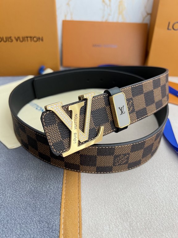 Name LV... LOUIS ... Weideng   belt-belt-original singleModel hanging buckle, classic steel material with diamonds hanging buckle, head layer cowhide, pictures taken in kindMaterial   head layer cowhide, hanging buckle s