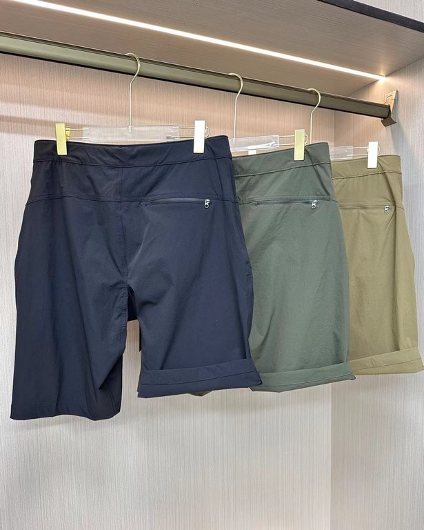 New  170 (on sale at the counter)ARC TERYXEstablishment System-A Series Outdoor Casual Commuter Functional Shorts Men's and women's models]   It can be defined as a pair of 'skin pants', sunscreen and tear-resistant, the