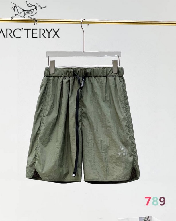 P120 Beginner ARC'TERYX Beginner ARC'TERYX lightweight shorts models, these shorts on the body will really be handsome, classic simple pants without complex design, pants leg with knob logo print ultralight quick-drying 