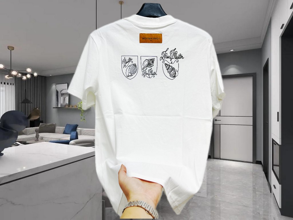 24550#LV# 24 SpringSummer Top Short Sleeve T-ShirtMade of guest imported 100%-32 double strand Xinjiang cotton fabric, the original fabric, brand recognition is super strong, high street and sophisticated style, can defi