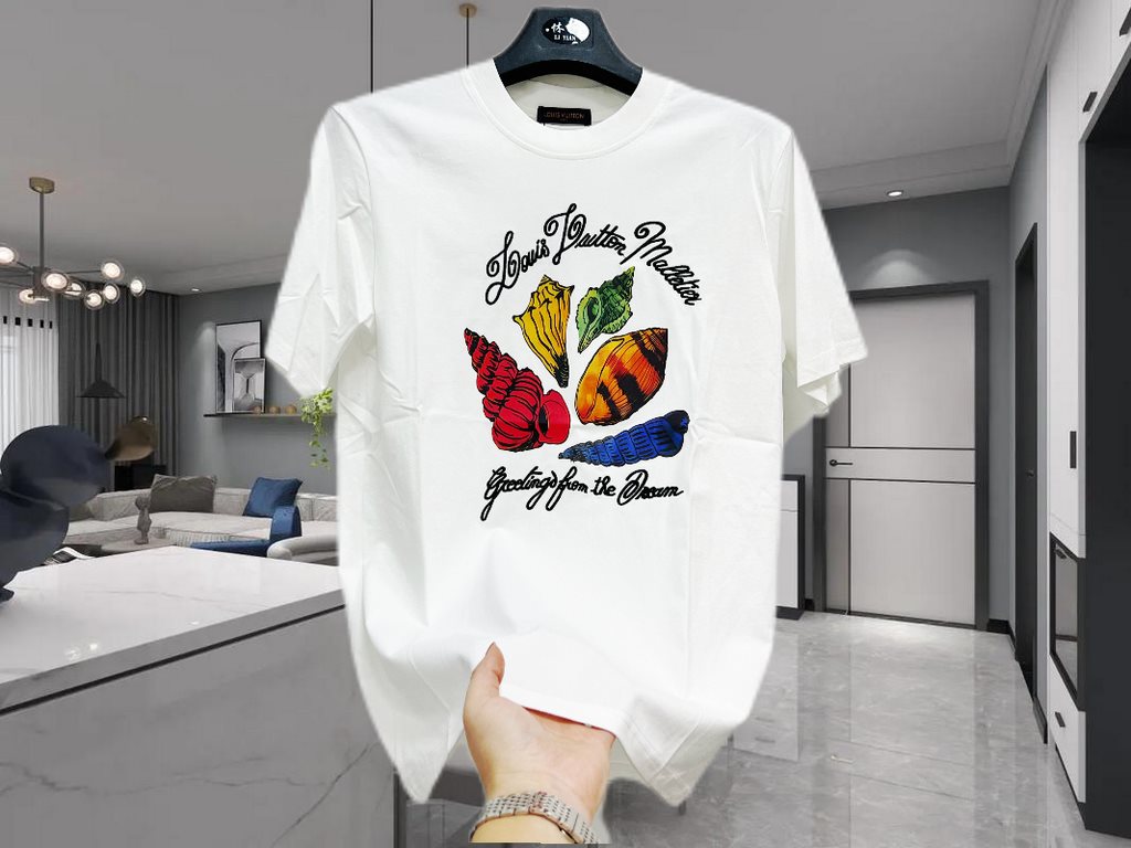 24550#LV# 24 SpringSummer Top Short Sleeve T-ShirtMade of guest imported 100%-32 double strand Xinjiang cotton fabric, the original fabric, brand recognition is super strong, high street and sophisticated style, can defi