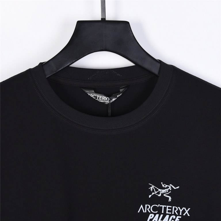 New  140ARC'TERYX Beginner Bird Co-Branded Palace 24ss New Front and Back Printed Short Sleeve Imported printing machine digital printing process!Using the original board exclusive customized 260 grams 32 count double ya