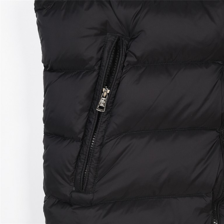 Local pickup  450 Terminal stocked in storeMonclerMoncler 23SS Classic Vest Hat Letter Vest Down JacketThe classic of the classics, versatile fashion modelsFrom the opening of the hardware mold to the fabric has been 100