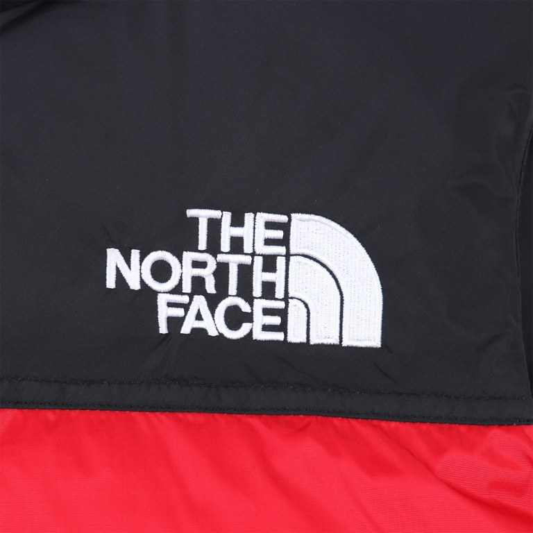 The North Face Classic 96 Down VestFabric domestic exclusive Japanese original fabric with waterproof, anti-drilling down, anti-color characteristics, 24 count calendered tweed fabric!Liner 400D high-density count gallbl