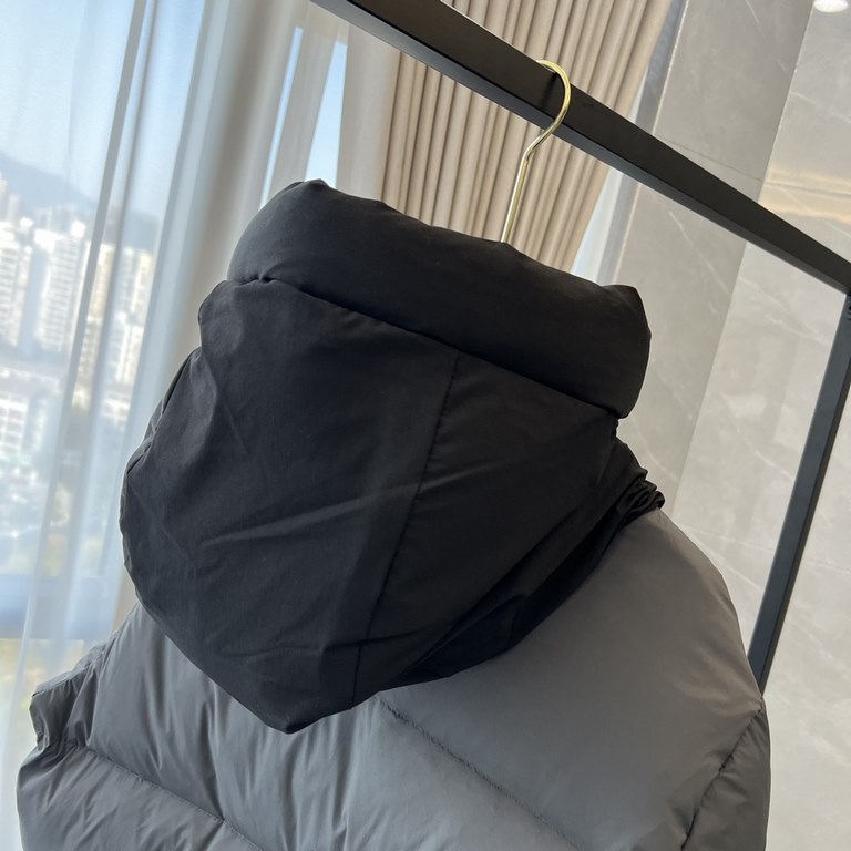 Top Original  650 (Core Private Chat)        Monkou Moukou Moukou FW22 Madeira Black Label Black WarriorShort Down JacketTop Original Shipping Packing ListFive-piece set (dust bag, suit bag, MK special box, hanger, handb