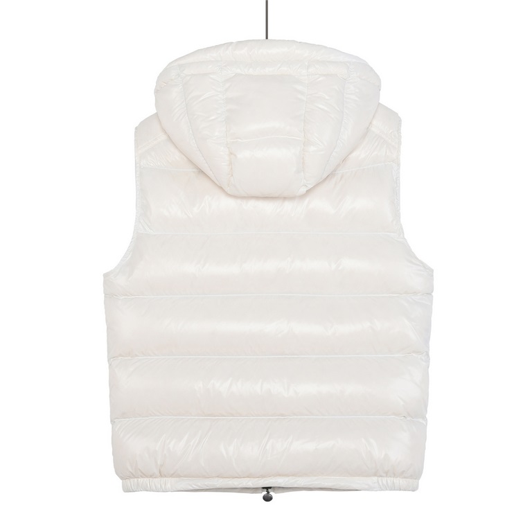 Local pickup  400 Terminal stocked in storeMoncerMonkou #Bormes White Lacquered Pudding Quilted BreezeThe Bormes down vest is made from signature shiny patent nylon with classic chevron quilting to make it stand out, the