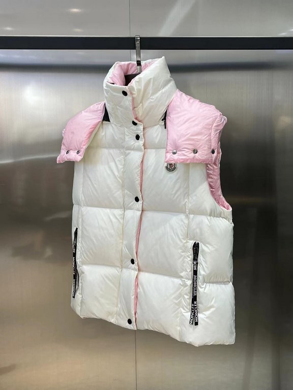 Local pickup  450 Terminal stocked in storeMONCLER down vest Luzule autumn and winter new generation level, real picture, hooded vest, hat can be removedColor black white powder lining,Size 012