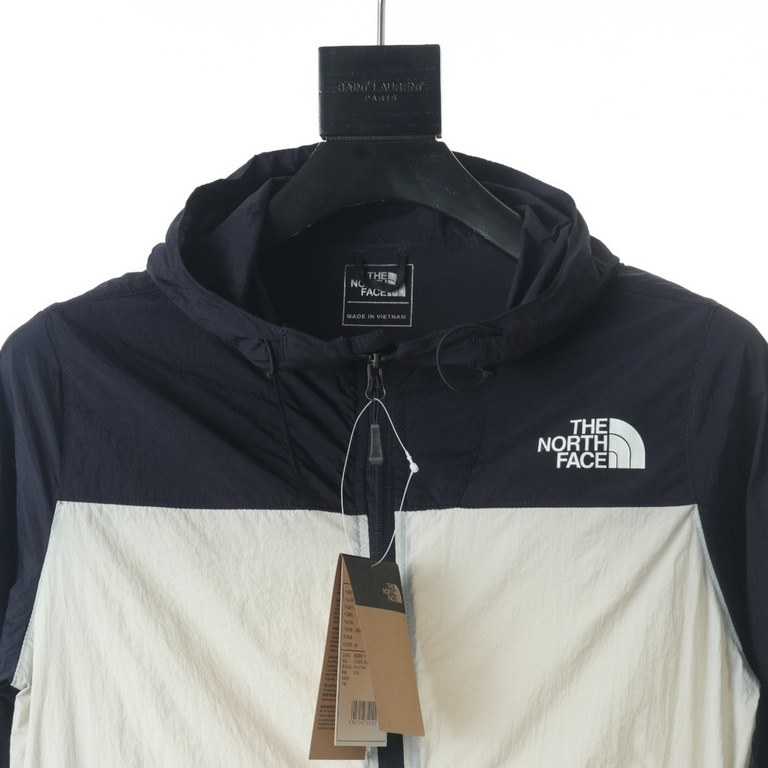 The North Face Outdoor Sun Protector 4U8XSize：S-XXXL