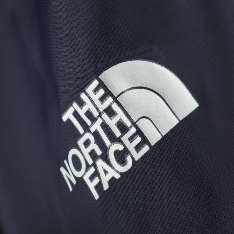 The North Face Outdoor Sun Protector 4U8XSize：S-XXXL