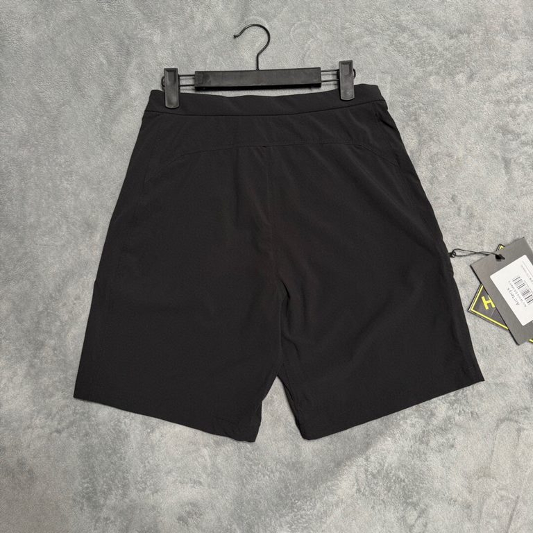 New  190ARC'TERYX Beginner GAMMA QUICK DRY SHORT 9 Breathable Men's Quick Dry ShortsColors Black, Cardigan, NavySize M-3XLMaterial 88% nylon, 12% spandexNiao   series outdoor casual commuting Functional shorts men's with