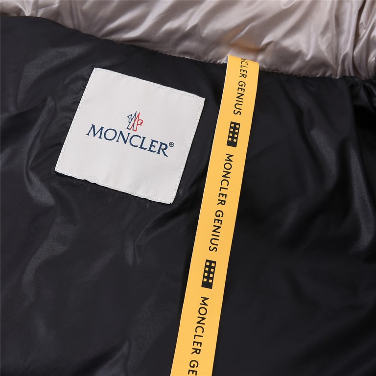 Local pickup   450 put up store wholesale Private chat Large quantity in stock.The MoncerMonkou #Anthemyx men's and women's jackets are made of shiny, lacquered nylon and are a fine example of the 7 Moncler Frgmt Hiroshi