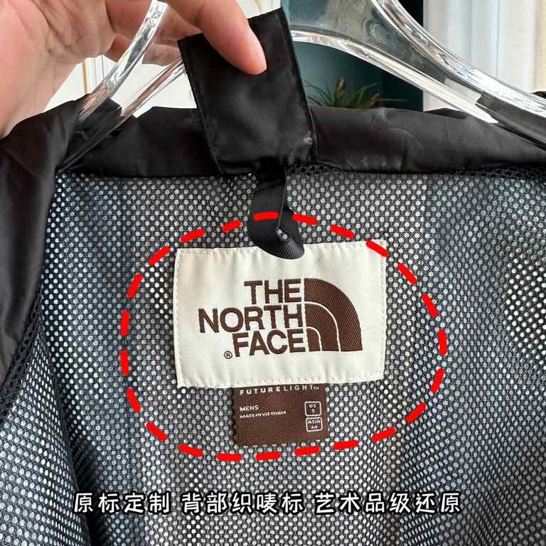 graphic details WYSIWYG                 ｜     1986 Classic North Face Punchbowl