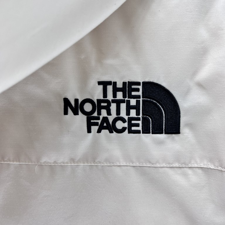 The North Face Workwear Down Jacket  Shin Mina's ModelColor Beige, Gray, Black, Army Green,Size XS, S, M, L, XL, XXL,Design IdeaThis is THE NORTH FACE pinnacle of the work, high-end in any one of the North Face down jack