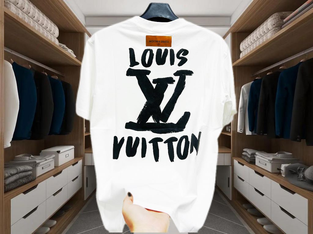 4531#LV newest and top version The top quality counter original short sleeve, custom 50 fine tight cotton yarn, active dyeing, heavy solid color, smooth feel fabric heavy duty washing, slightly broad small flow shoulder 