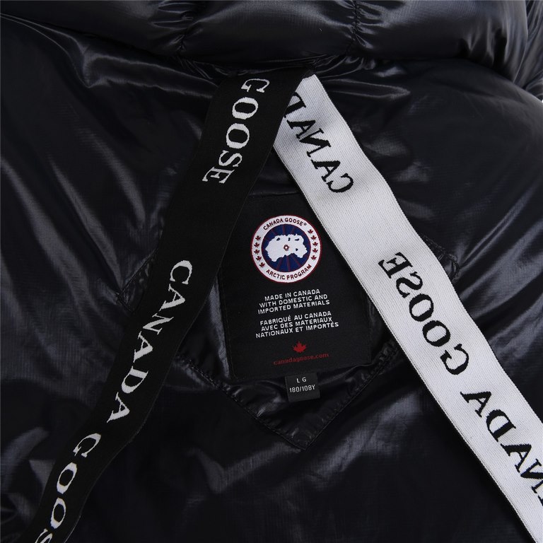 Local Pickup  550 Terminal Release StoreCANADA GOOSE Canada Goose Crofton Men's and Women's Goose Down Jacket 2252M#Filled with 95 white duck downCOLORS black, silver birch,SIZE：XS、S、M、L、ⅩL、ⅩL