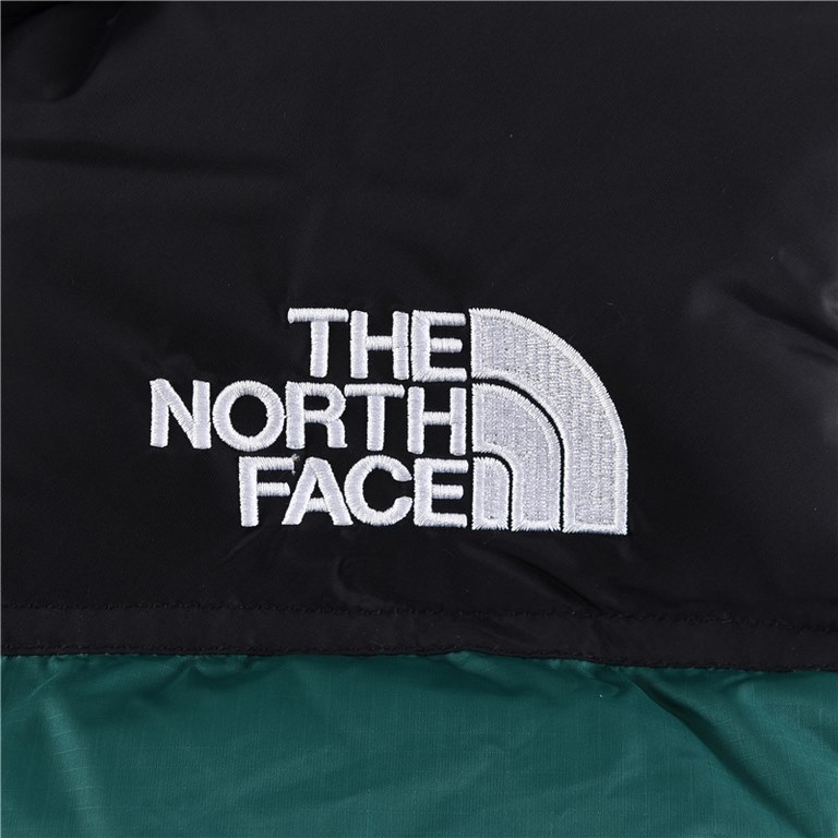 The North Face Classic 96 Down VestFabric domestic exclusive Japanese original fabric with waterproof, anti-drilling down, anti-color characteristics, 24 count calendered tweed fabric!Liner 400D high-density count gallbl