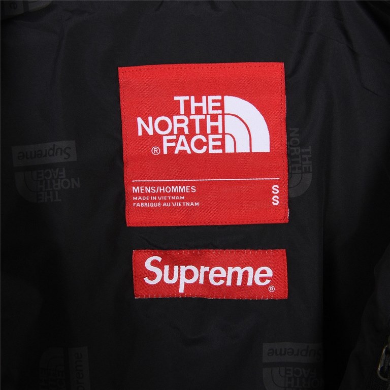 Local pickup 400 (support to put in store)The North Face x Supreme The North Face SUP co-branded 18Fw Expedition Jacket colorblocking long-sleeved hooded jacket rushing jacket.Fabrics are fully imported nylon number of s