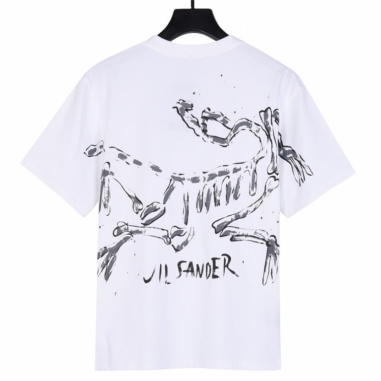 New  140Arcteryx Beginner 24ss Hand-painted Graffiti Bone Dragon Short Sleeve Unisex Original Customized Accessories Hangtags Packaging Bags Stickers Wash Marks250g double yarn fabric custom weaving and dyeing threadsOri