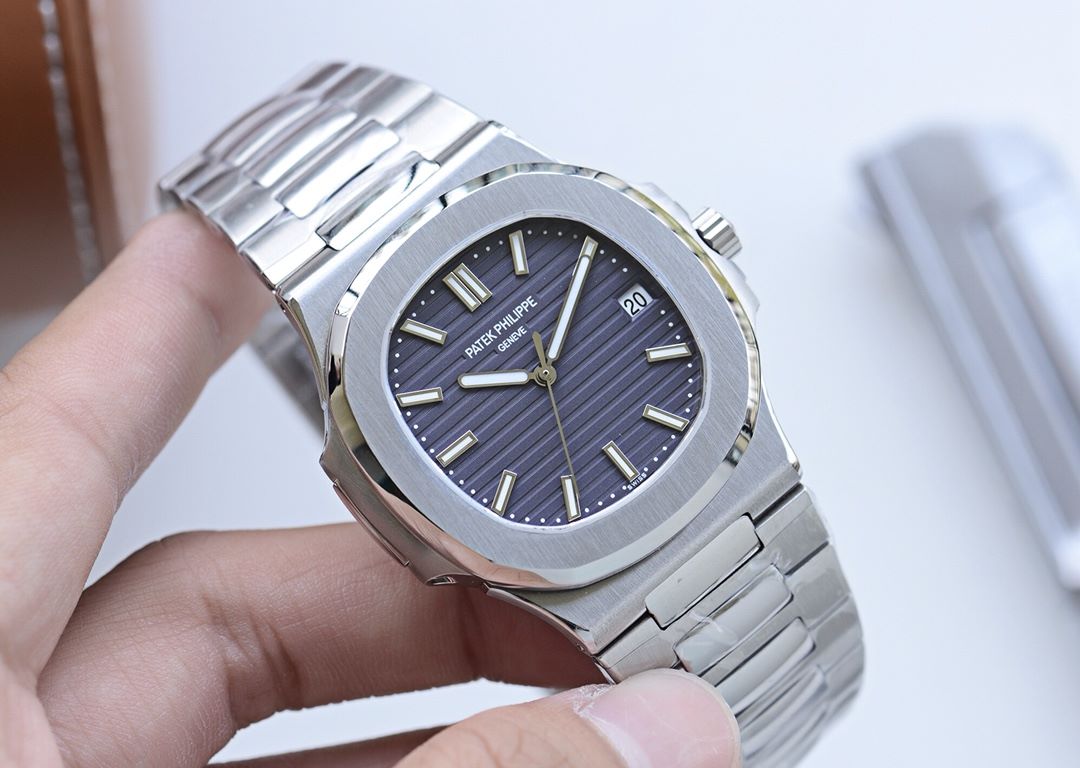 PATEK PHILIPPE 】Patek Philippe. Elegant Sports Series 57111A Nautilus, PP shocked the production of the king of steel watch, the best antidote program on the net, with Patek Philippe 9015 machine to change Cal.324 self-w