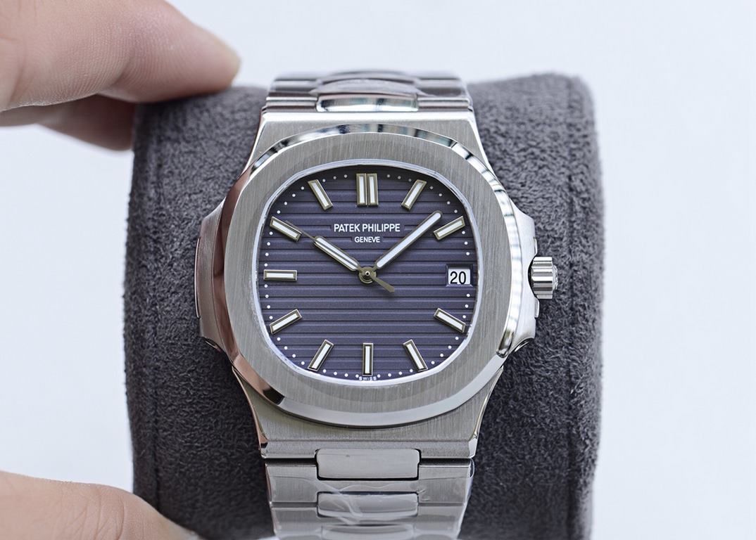 PATEK PHILIPPE 】Patek Philippe. Elegant Sports Series 57111A Nautilus, PP shocked the production of the king of steel watch, the best antidote program on the net, with Patek Philippe 9015 machine to change Cal.324 self-w