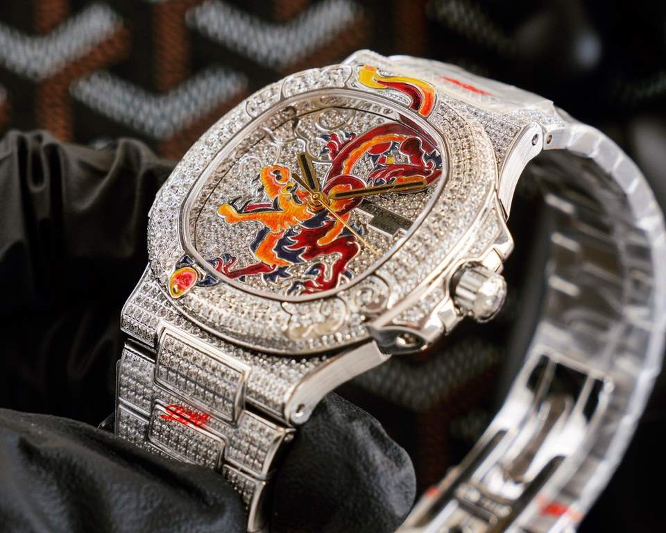 YR FACTORY A long awaited super masterpiece Patek Philippe nautilus 5720_20G limited edition enamel color dragon sculpture Today's enamel, the future of cultural relics Ancient craftsmanship, people stop, slowly lost.The