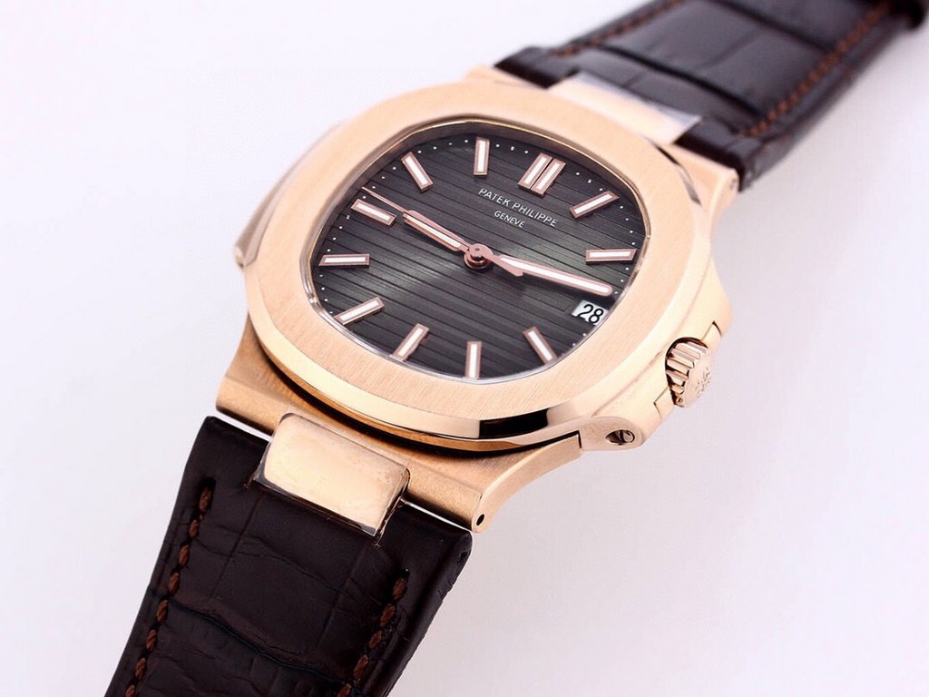 PATEK PHILIPPE - The King of Steel 5711 NautilusThe king of steel watch PP Patek Philippe 5711 the best antidote program in the whole network, with Patek Philippe Positive 9015 change Cal.324 self-winding movement (non-d