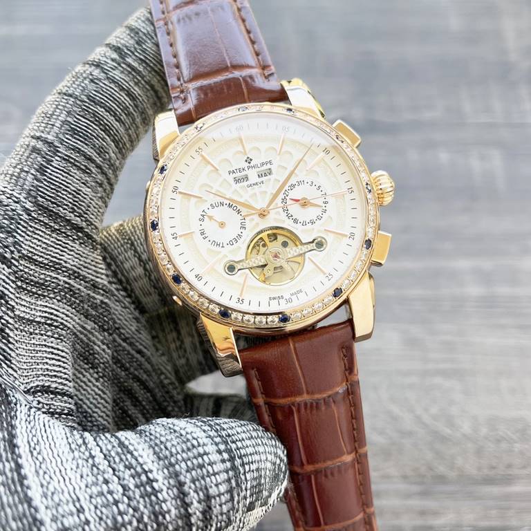 Complicated Timepieces Luxurious AtmosphereClassic New ArrivalsNew】 Patek Philippe Multifunctional Boutique Large flywheel designType】：Boutique men's watchesStrap] Genuine cowhide leather strap【Movement】：High-end automat