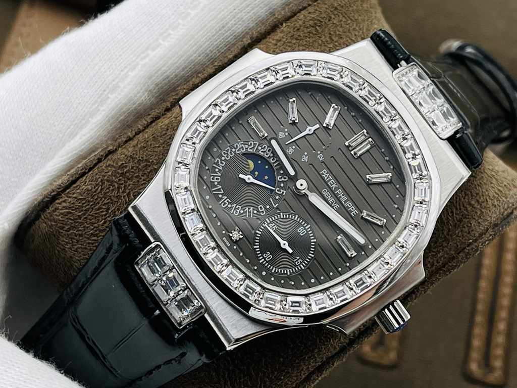 PFF Factory221 Recommended] V3 upgraded version [the highest quality version on the market] Patek Philippe Patek Philippe Sporting Collection (Nautilus) 5724 (Bastard) Pearl Tourbillon! Patekphilippe Patekphilippe Sports