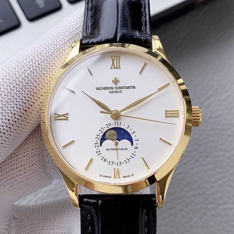 2020 new Patek Philippe   burst listed. Equipped with 2824 a 2 movement, 6 characters position true day   star   zero return ~ the case body is made of 316 stainless steel, sapphire double divider glass, Italian calfskin