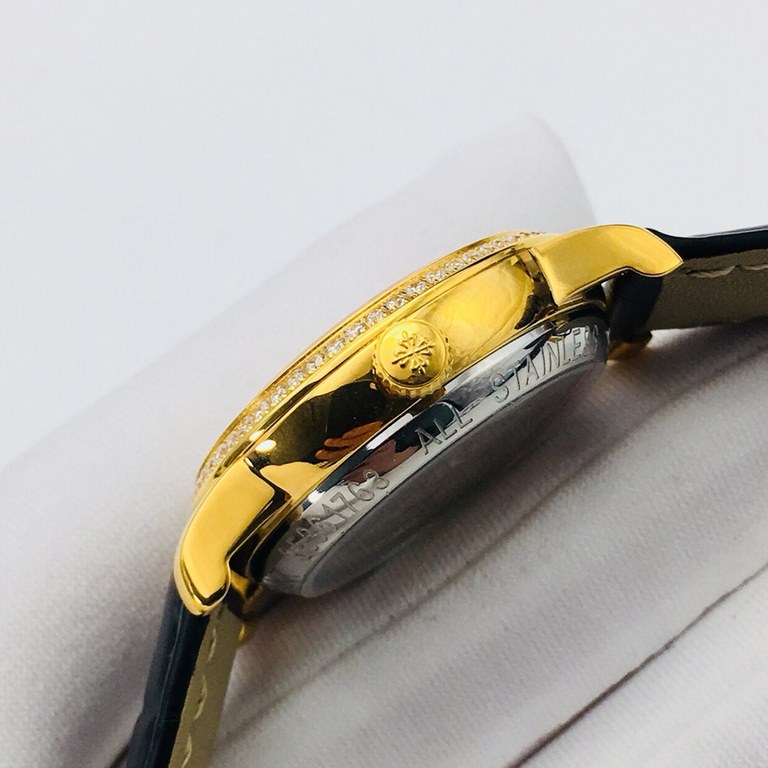 TW's latest recommendation Patek Philippe. Patek Philippe Ladies' Classic Collection!1 The original imported movement, back cover movement through the bottom, movement details interpreted in front of the eyes!2 Mirror wi