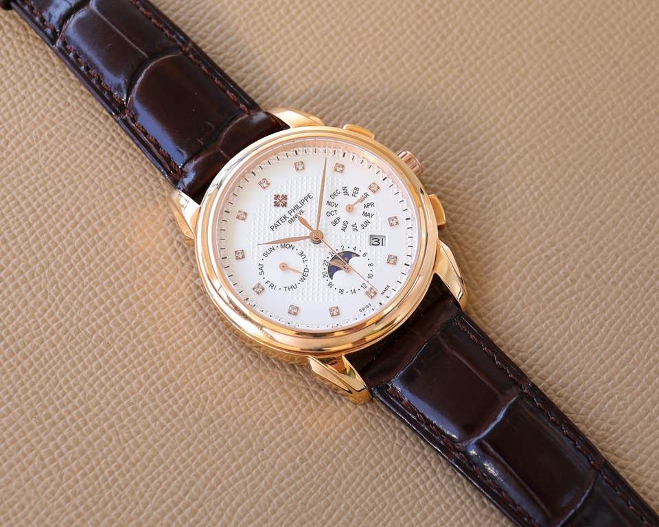 The latest Patek Philippe with imported 9100 multifunctional movement (zero repair) functions (24 hours, day of the week, star, month) imported 316 stainless steel! Imported 316 stainless steel! Original folding clasp! S