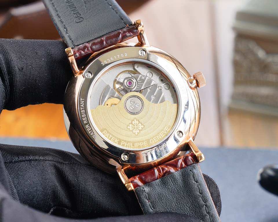 quality fine craft exquisite simple atmosphere male god must choose! Material 316 steel 18k micro-nano plating rose gold, diameter 40mm thickness 0.8, movement model 9015 imported movement, 28,800 oscillations per hour, 