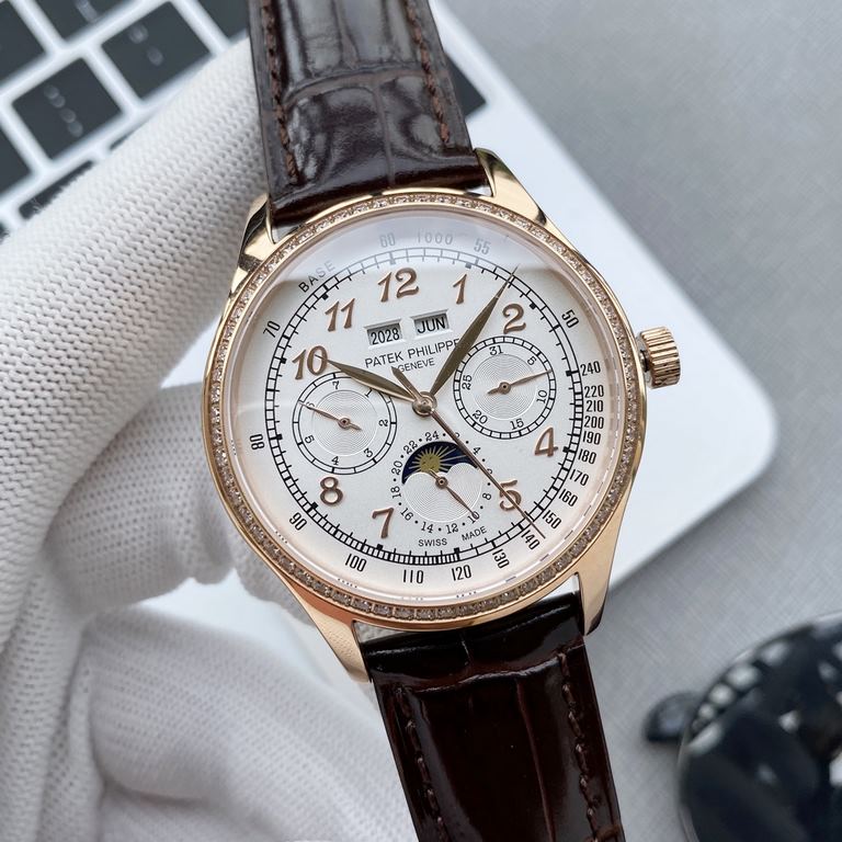 Patek Philippe Super Complications Chronograph Series, the team took three years of meticulous design, regardless of cost, dare to be the first, and strive for perfection, to overcome the difficulties, breakthroughs in m